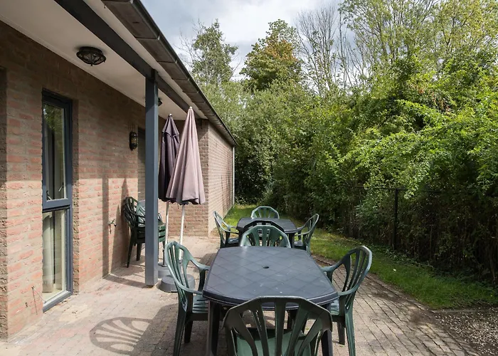 Holiday home 12 - Persoons Family Ewijk