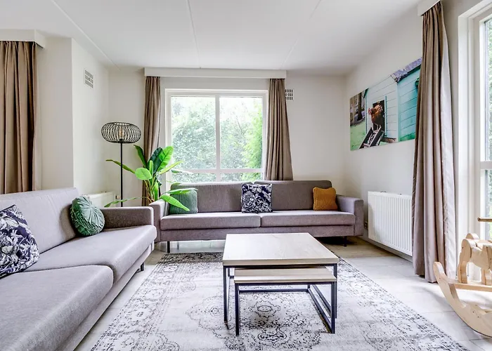 Holiday home 12 - Persoons Family *