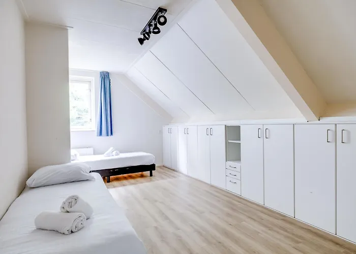 12 - Persoons Family