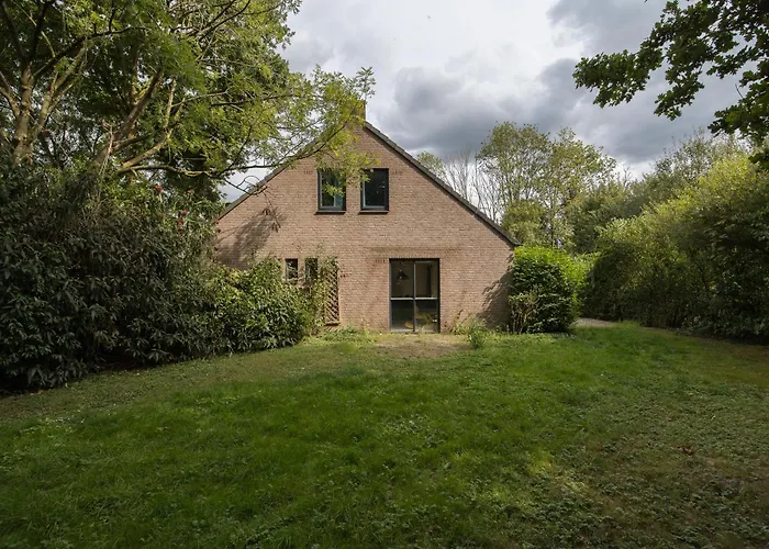 Holiday home 12 - Persoons Family