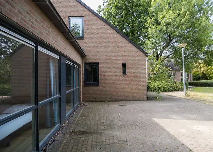 12 - Persoons Family Holiday home *