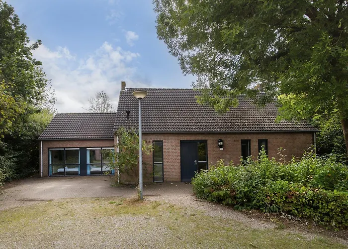 Holiday home 12 - Persoons Family Ewijk