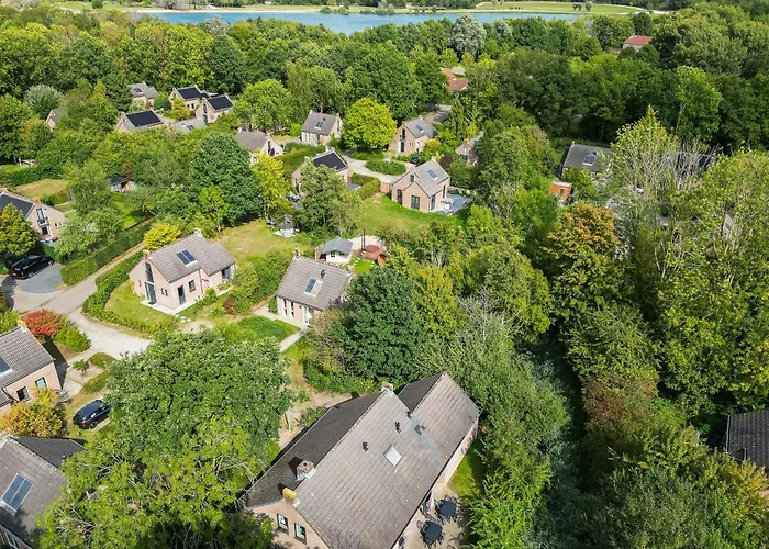 Semesterbostad 12 - Persoons Family